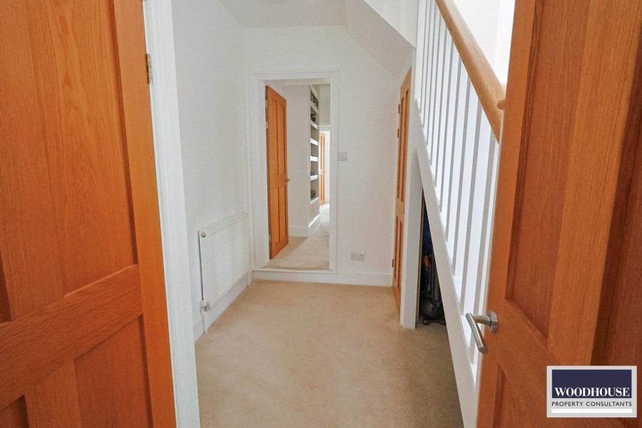 Images for Windmill Lane, Cheshunt, Hertfordshire EAID:3131305421 BID:11055924