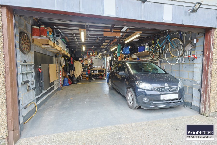 Images for Windmill Lane, Cheshunt, Hertfordshire EAID:3131305421 BID:11055924