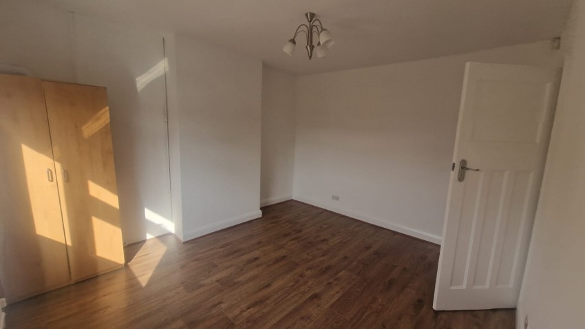 Images for Abbey Road, Waltham Cross, Hertfordshire EAID:3131305421 BID:11055924