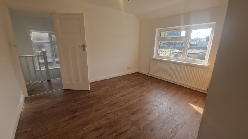 Images for Abbey Road, Waltham Cross, Hertfordshire EAID:3131305421 BID:11055924