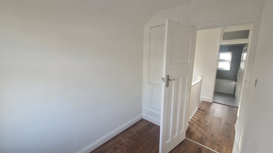 Images for Abbey Road, Waltham Cross, Hertfordshire EAID:3131305421 BID:11055924