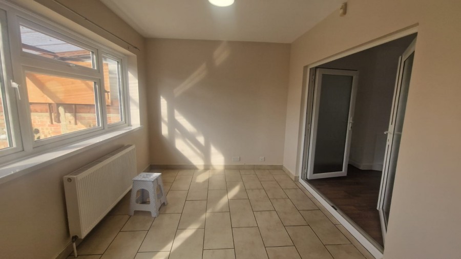 Images for Abbey Road, Waltham Cross, Hertfordshire EAID:3131305421 BID:11055924