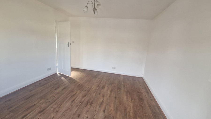 Images for Abbey Road, Waltham Cross, Hertfordshire EAID:3131305421 BID:11055924