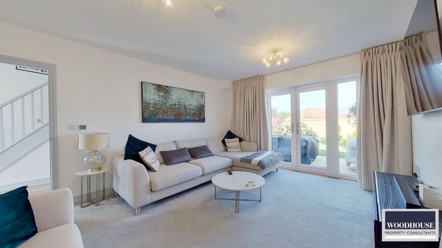 Images for Goffs Oak, Waltham Cross, Hertfordshire EAID:3131305421 BID:11055924