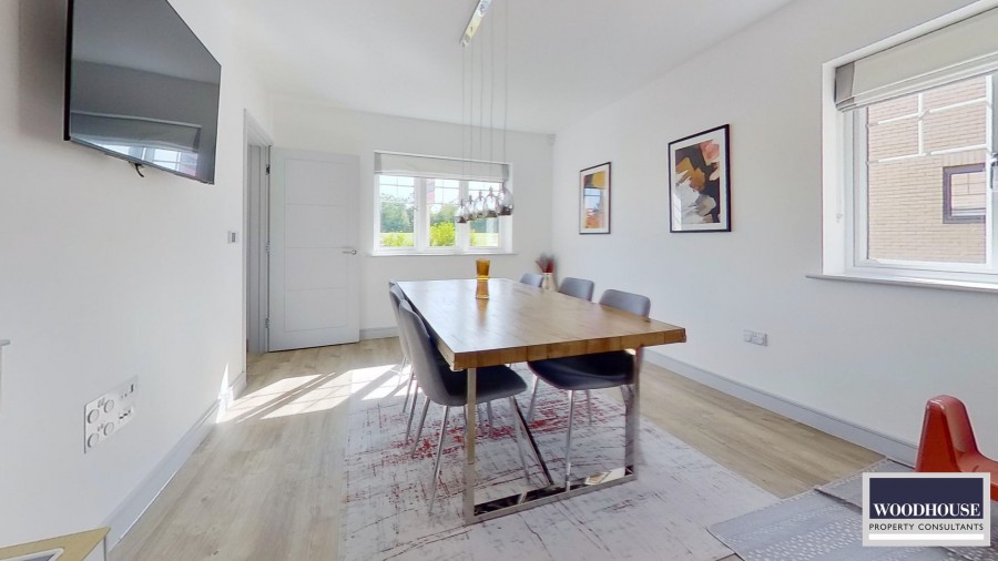 Images for Goffs Oak, Waltham Cross, Hertfordshire EAID:3131305421 BID:11055924