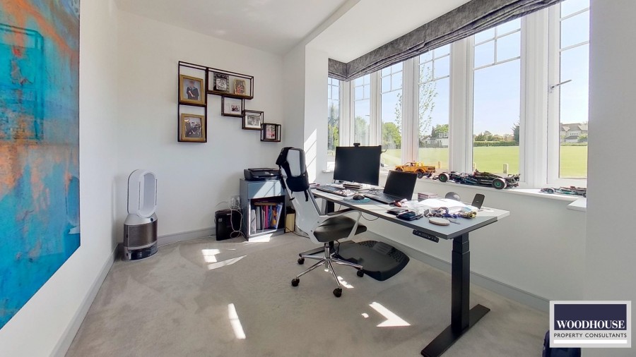 Images for Goffs Oak, Waltham Cross, Hertfordshire EAID:3131305421 BID:11055924