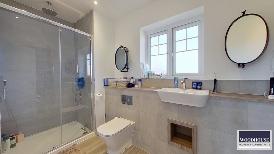 Images for Goffs Oak, Waltham Cross, Hertfordshire EAID:3131305421 BID:11055924