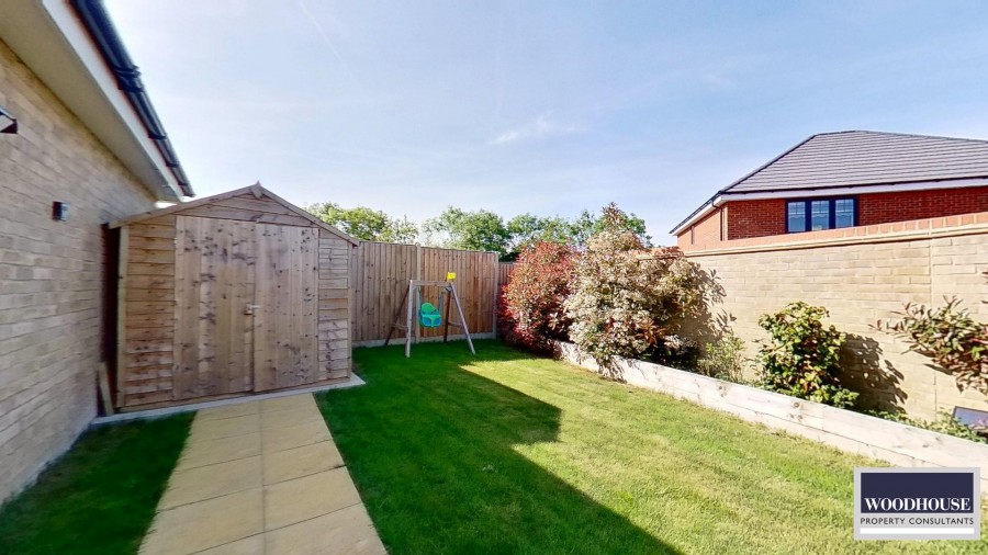 Images for Goffs Oak, Waltham Cross, Hertfordshire EAID:3131305421 BID:11055924