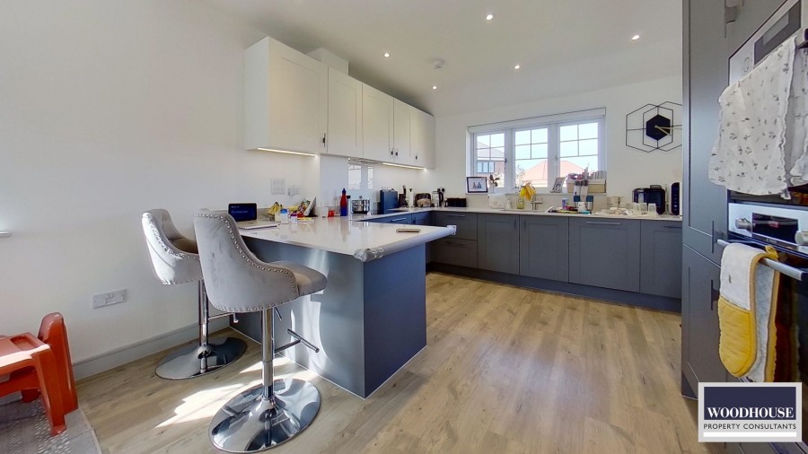 Images for Goffs Oak, Waltham Cross, Hertfordshire EAID:3131305421 BID:11055924