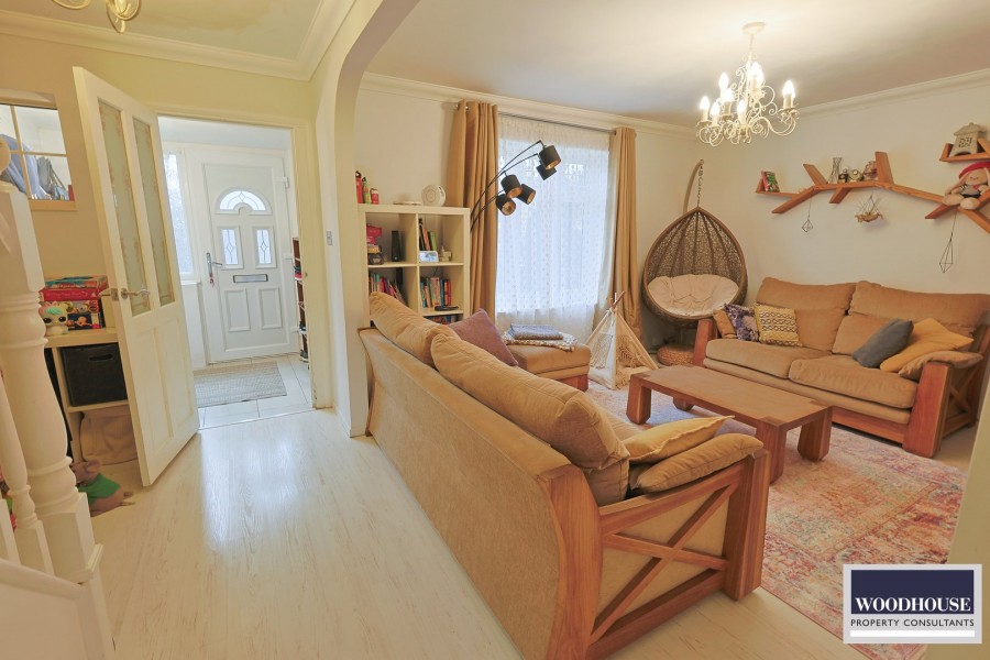 Images for Bury Green Road, Cheshunt, Hertfordshire EAID:3131305421 BID:11055924