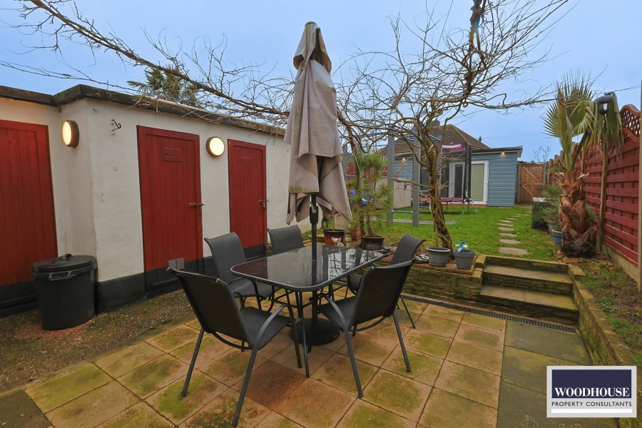 Images for Bury Green Road, Cheshunt, Hertfordshire EAID:3131305421 BID:11055924