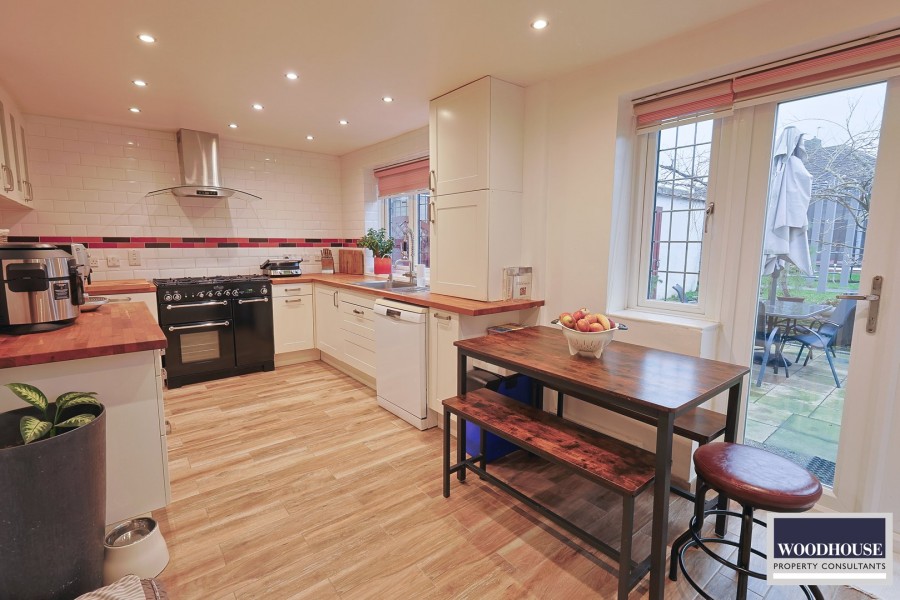 Images for Bury Green Road, Cheshunt, Hertfordshire EAID:3131305421 BID:11055924