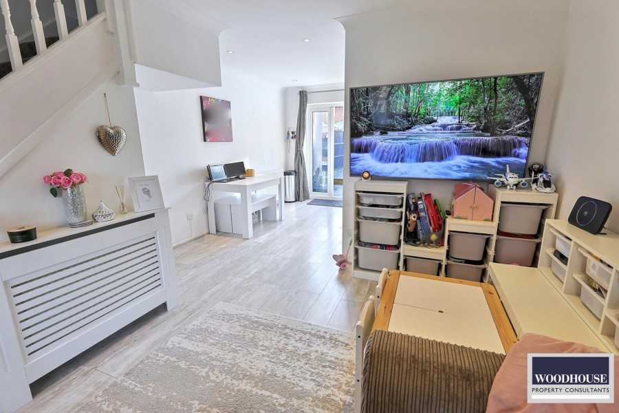 Images for Cheshunt, Waltham Cross, Hertfordshire EAID:3131305421 BID:11055924