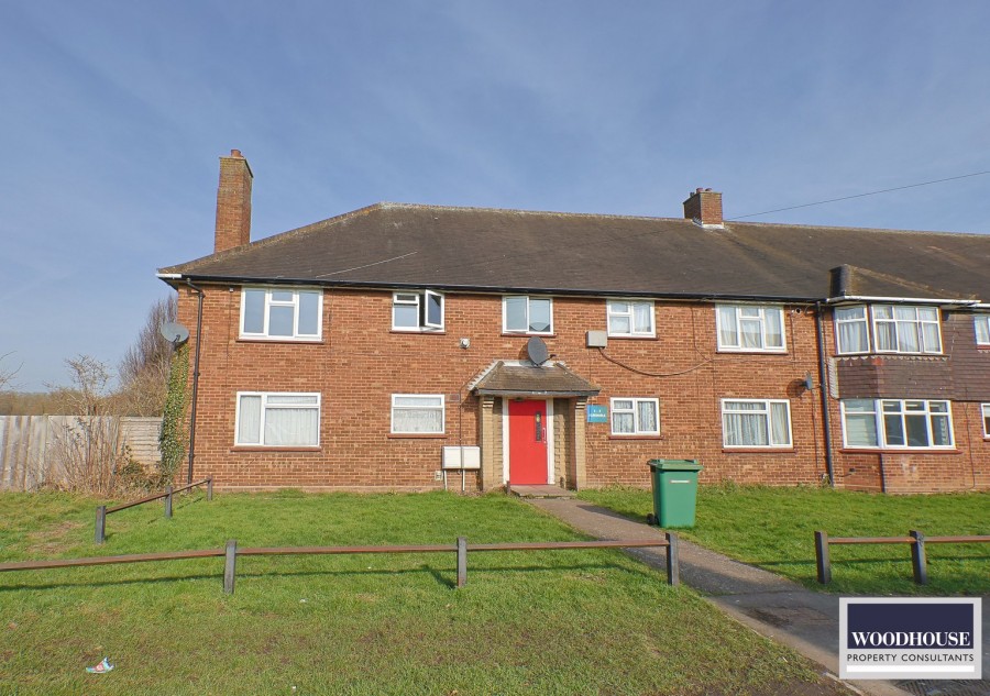 Images for Cheshunt, Waltham Cross, Hertfordshire EAID:3131305421 BID:11055924