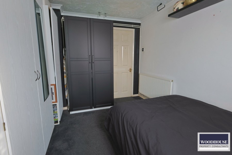 Images for Cheshunt, Waltham Cross, Hertfordshire EAID:3131305421 BID:11055924