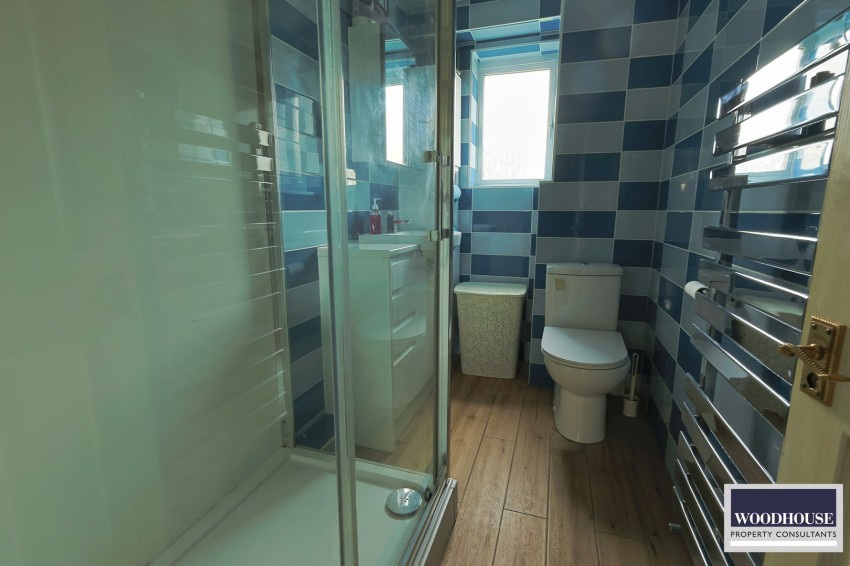 Images for Cheshunt, Waltham Cross, Hertfordshire EAID:3131305421 BID:11055924