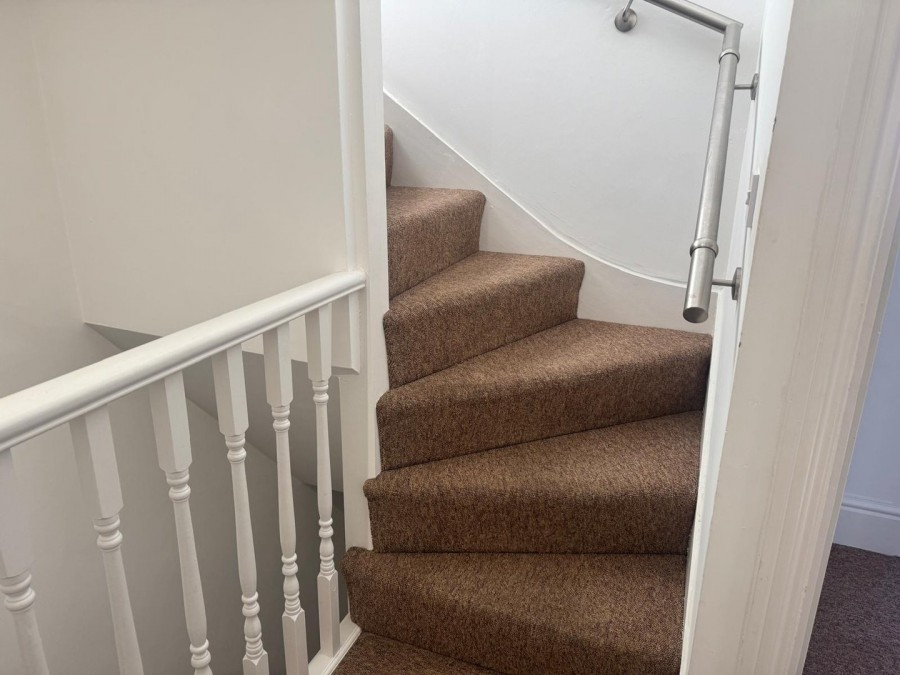 Images for Sterling Avenue, WALTHAM CROSS, Hertfordshire EAID:3131305421 BID:11055924