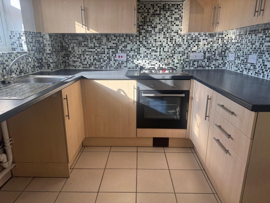 Images for Sterling Avenue, WALTHAM CROSS, Hertfordshire EAID:3131305421 BID:11055924