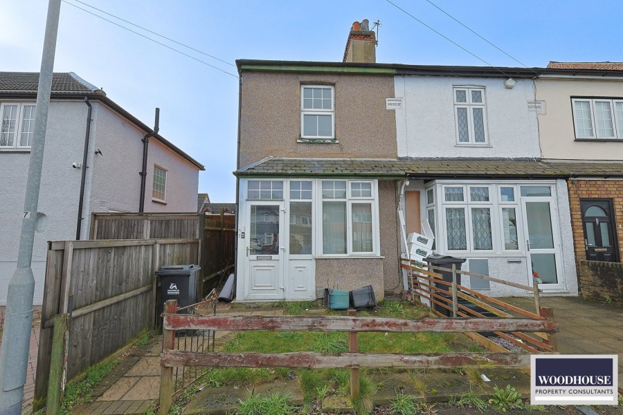 Images for Longfield Lane, Cheshunt, Hertfordshire EAID:3131305421 BID:11055924