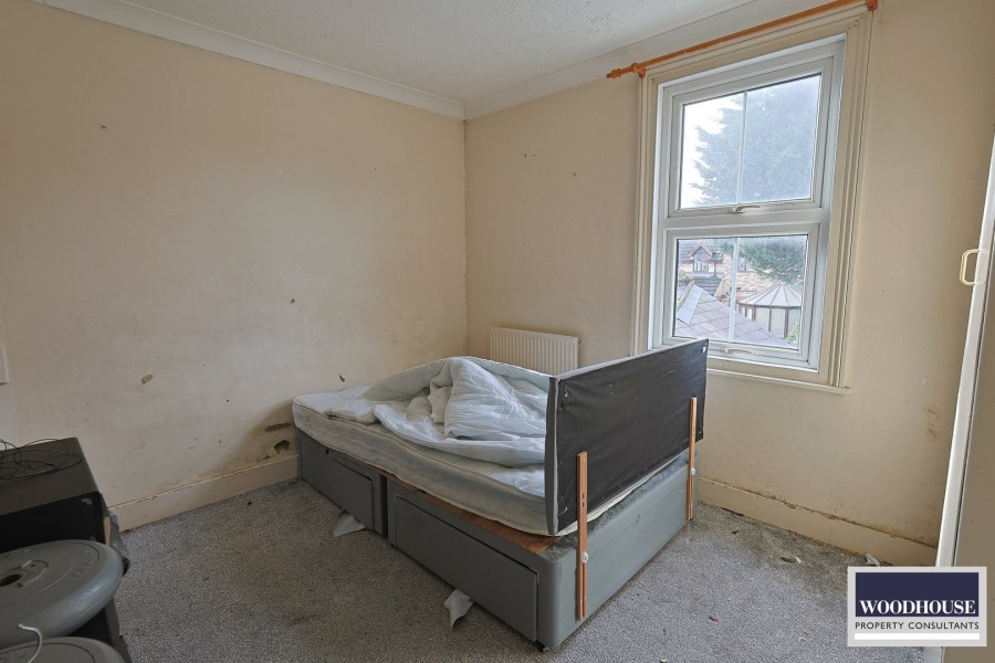 Images for Longfield Lane, Cheshunt, Hertfordshire EAID:3131305421 BID:11055924