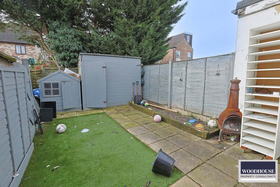 Images for Longfield Lane, Cheshunt, Hertfordshire EAID:3131305421 BID:11055924
