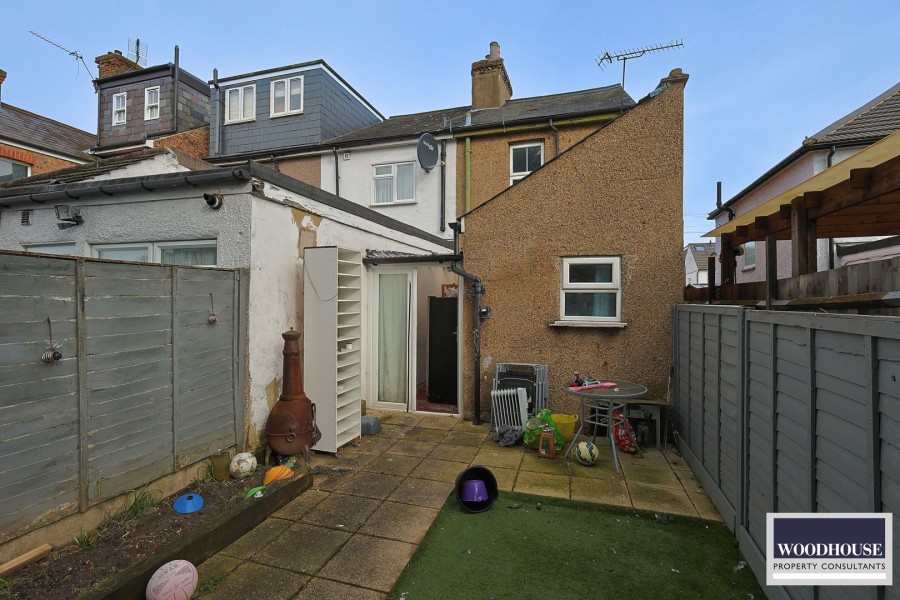 Images for Longfield Lane, Cheshunt, Hertfordshire EAID:3131305421 BID:11055924
