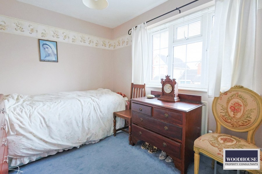 Images for Cheshunt, Waltham Cross, Hertfordshire EAID:3131305421 BID:11055924