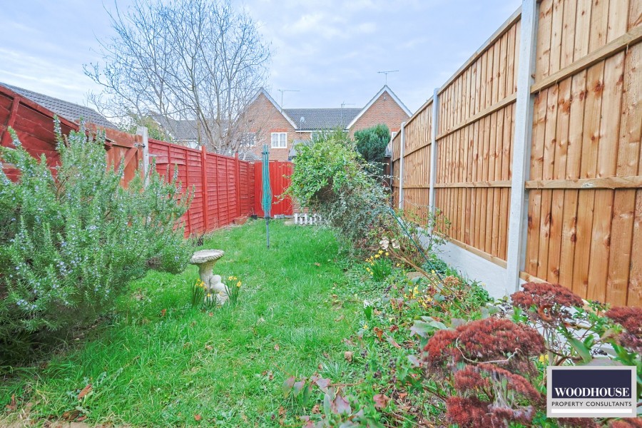 Images for Cheshunt, Waltham Cross, Hertfordshire EAID:3131305421 BID:11055924
