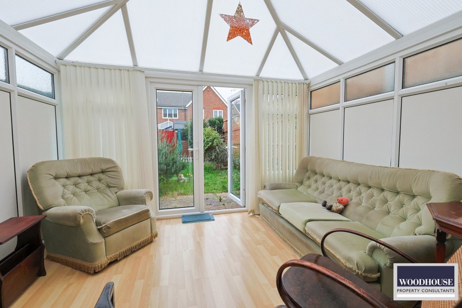 Images for Cheshunt, Waltham Cross, Hertfordshire EAID:3131305421 BID:11055924