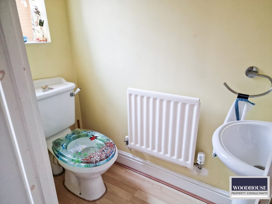 Images for Cheshunt, Waltham Cross, Hertfordshire EAID:3131305421 BID:11055924