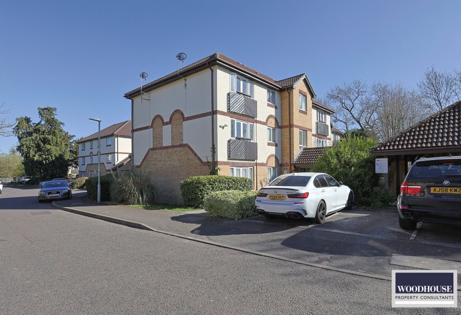 Images for Friends Avenue, Cheshunt, Hertfordshire EAID:3131305421 BID:11055924