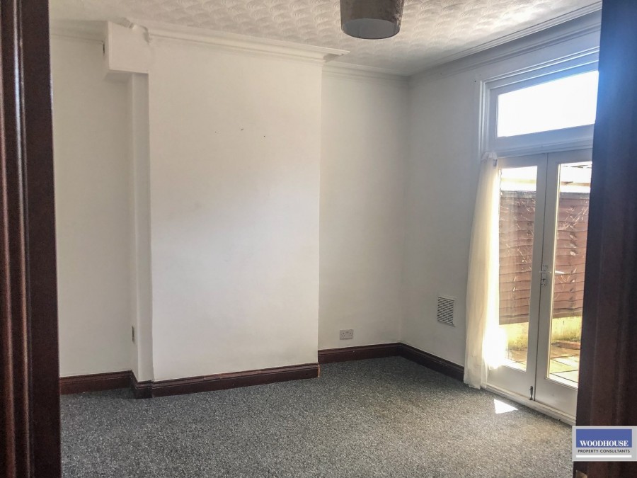 Images for York Road, Waltham Cross, Hertfordshire EAID:3131305421 BID:11055924