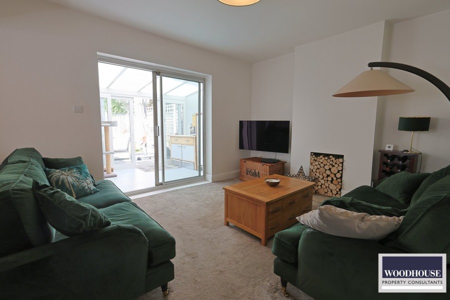 Images for Great Cambridge Road, Cheshunt, Hertfordshire EAID:3131305421 BID:11055924