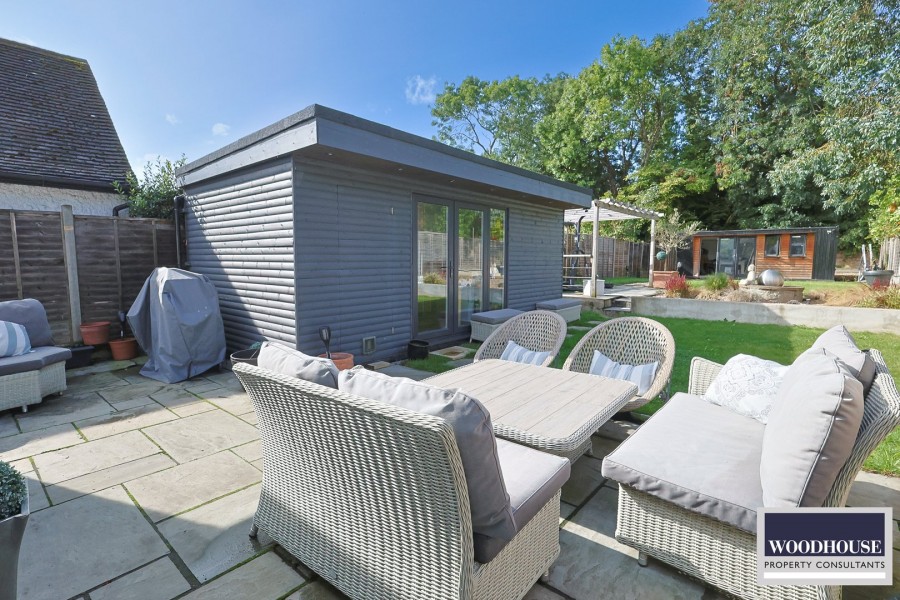 Images for Great Cambridge Road, Cheshunt, Hertfordshire EAID:3131305421 BID:11055924