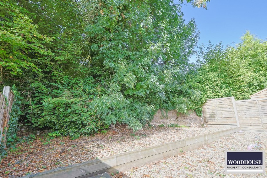 Images for Great Cambridge Road, Cheshunt, Hertfordshire EAID:3131305421 BID:11055924