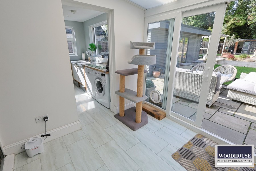 Images for Great Cambridge Road, Cheshunt, Hertfordshire EAID:3131305421 BID:11055924