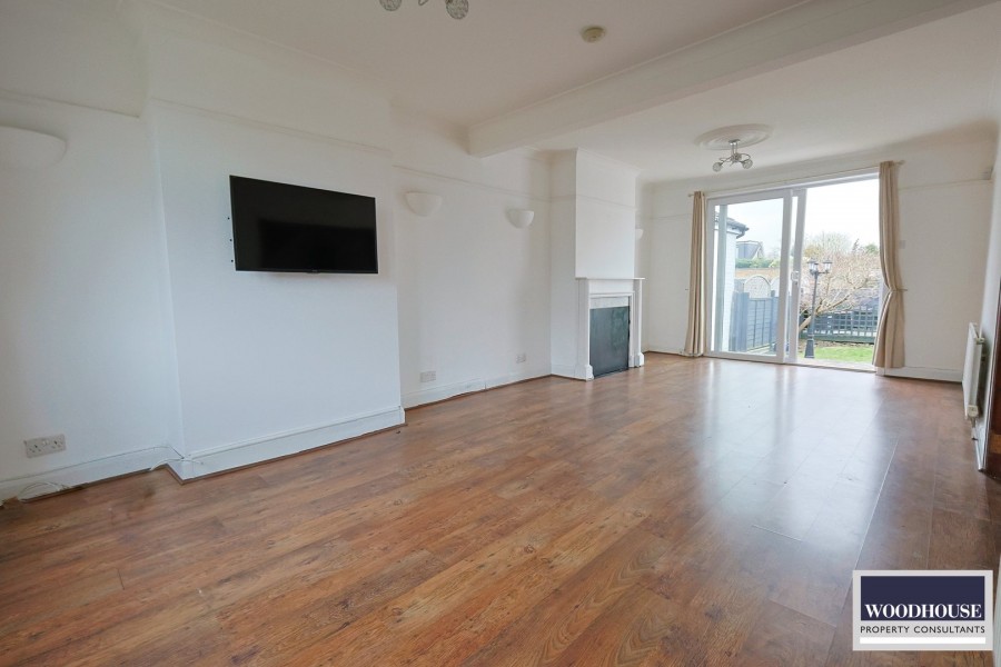 Images for Churchgate Road, Cheshunt, Hertfordshire EAID:3131305421 BID:11055924