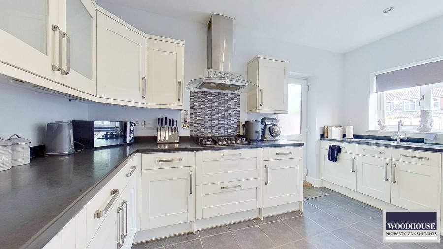 Images for Windmill Lane, Cheshunt, Hertfordshire EAID:3131305421 BID:11055924