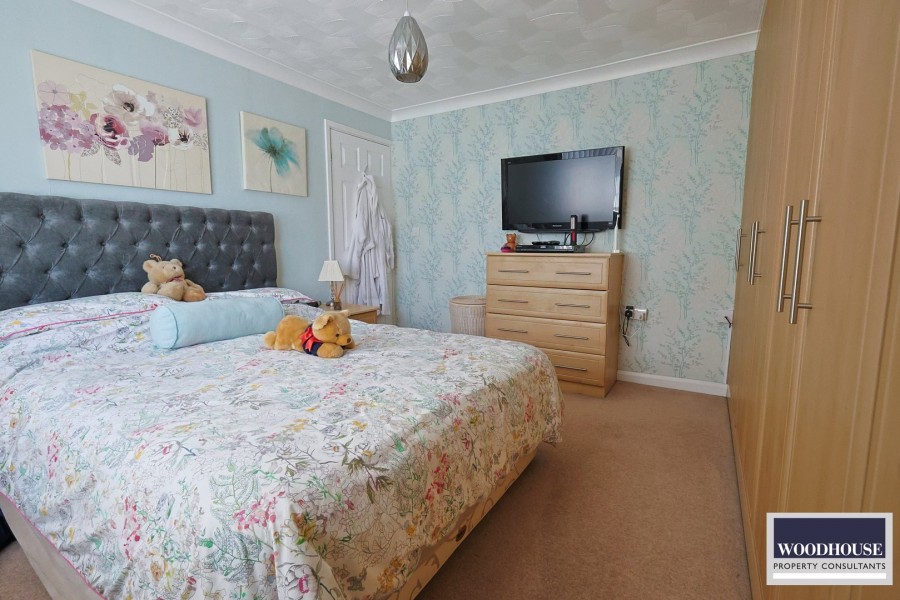 Images for Highfield Road, Cheshunt, Hertfordshire EAID:3131305421 BID:11055924