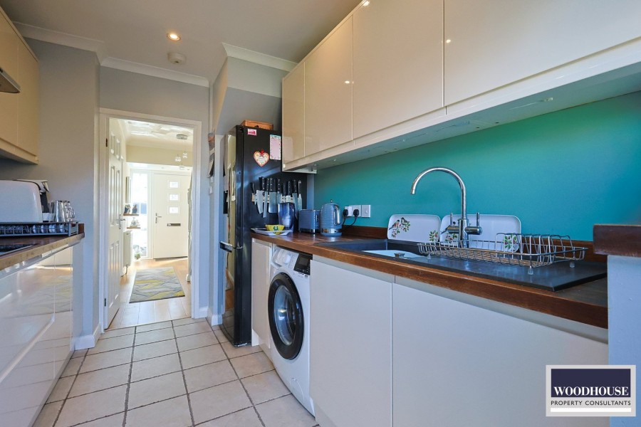 Images for Highfield Road, Cheshunt, Hertfordshire EAID:3131305421 BID:11055924
