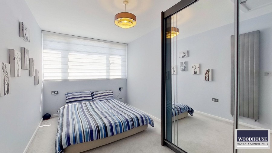 Images for Cheshunt, Waltham Cross, Hertfordshire EAID:3131305421 BID:11055924