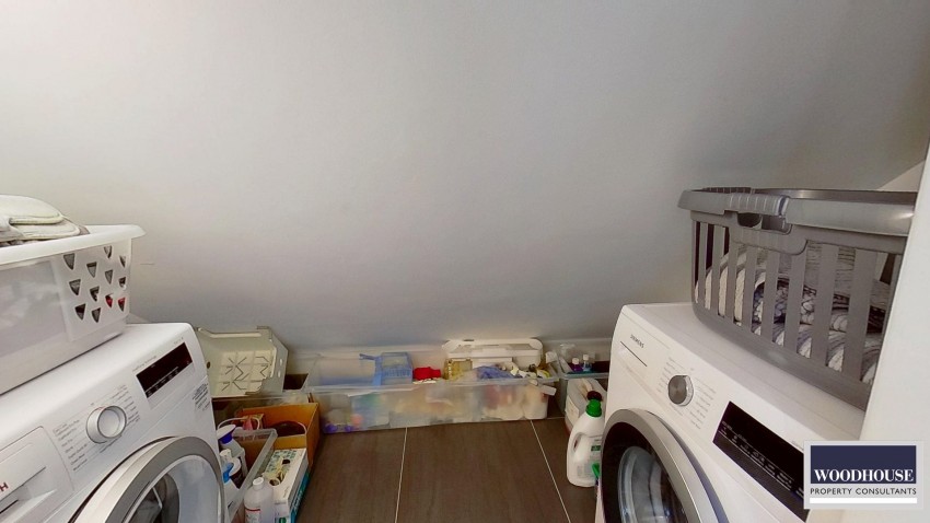 Images for Cheshunt, Waltham Cross, Hertfordshire EAID:3131305421 BID:11055924