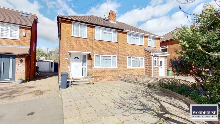 Images for Warwick Drive, Cheshunt, Hertfordshire EAID:3131305421 BID:11055924