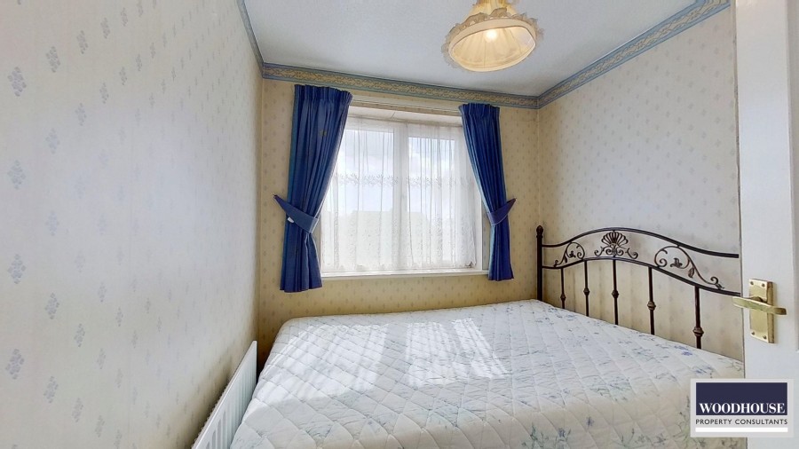 Images for Warwick Drive, Cheshunt, Hertfordshire EAID:3131305421 BID:11055924