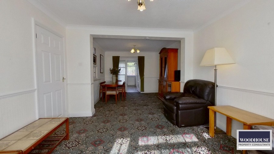 Images for Warwick Drive, Cheshunt, Hertfordshire EAID:3131305421 BID:11055924