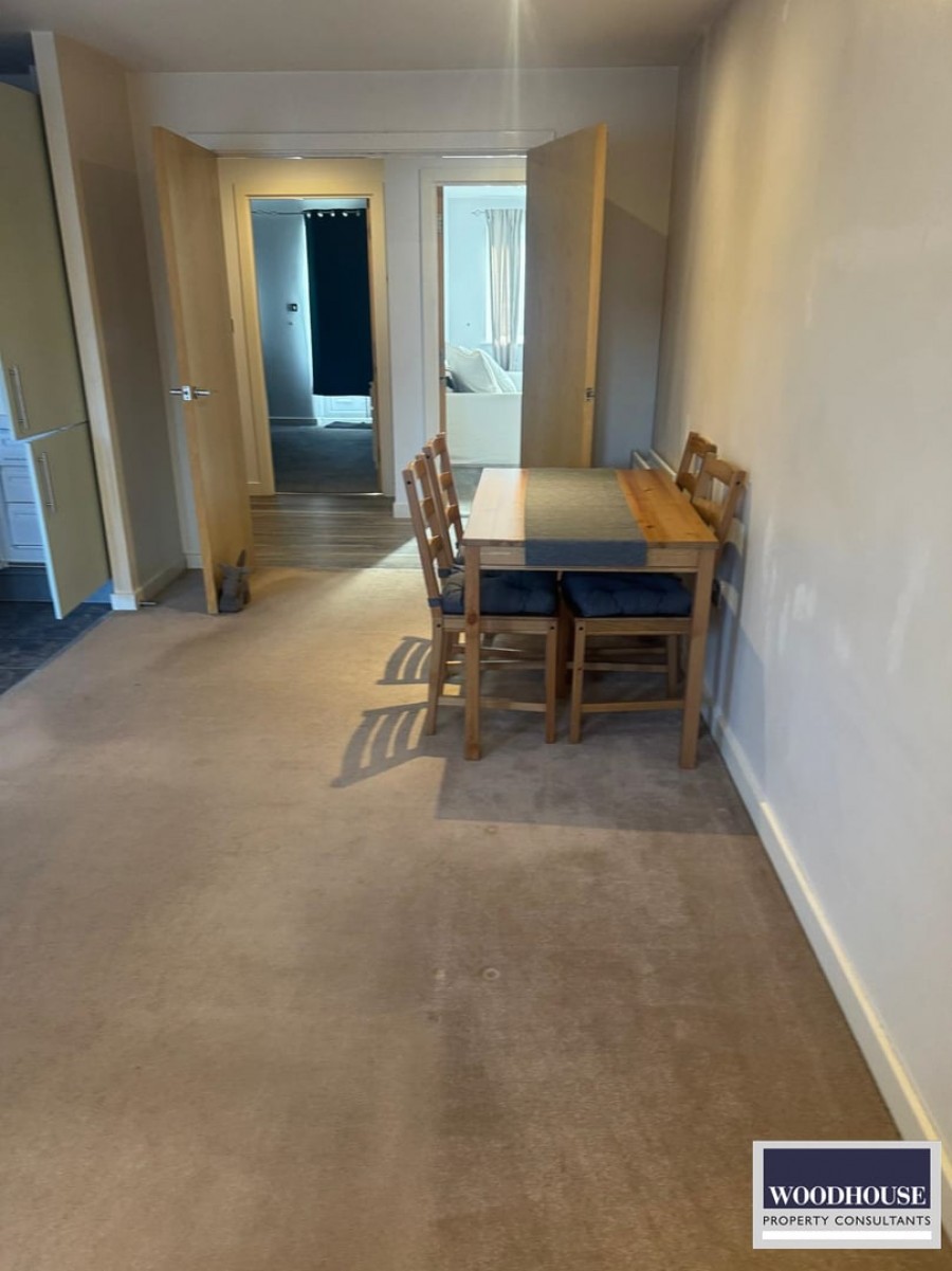 Images for Foundry Gate, Waltham Cross, Hertfordshire EAID:3131305421 BID:11055924