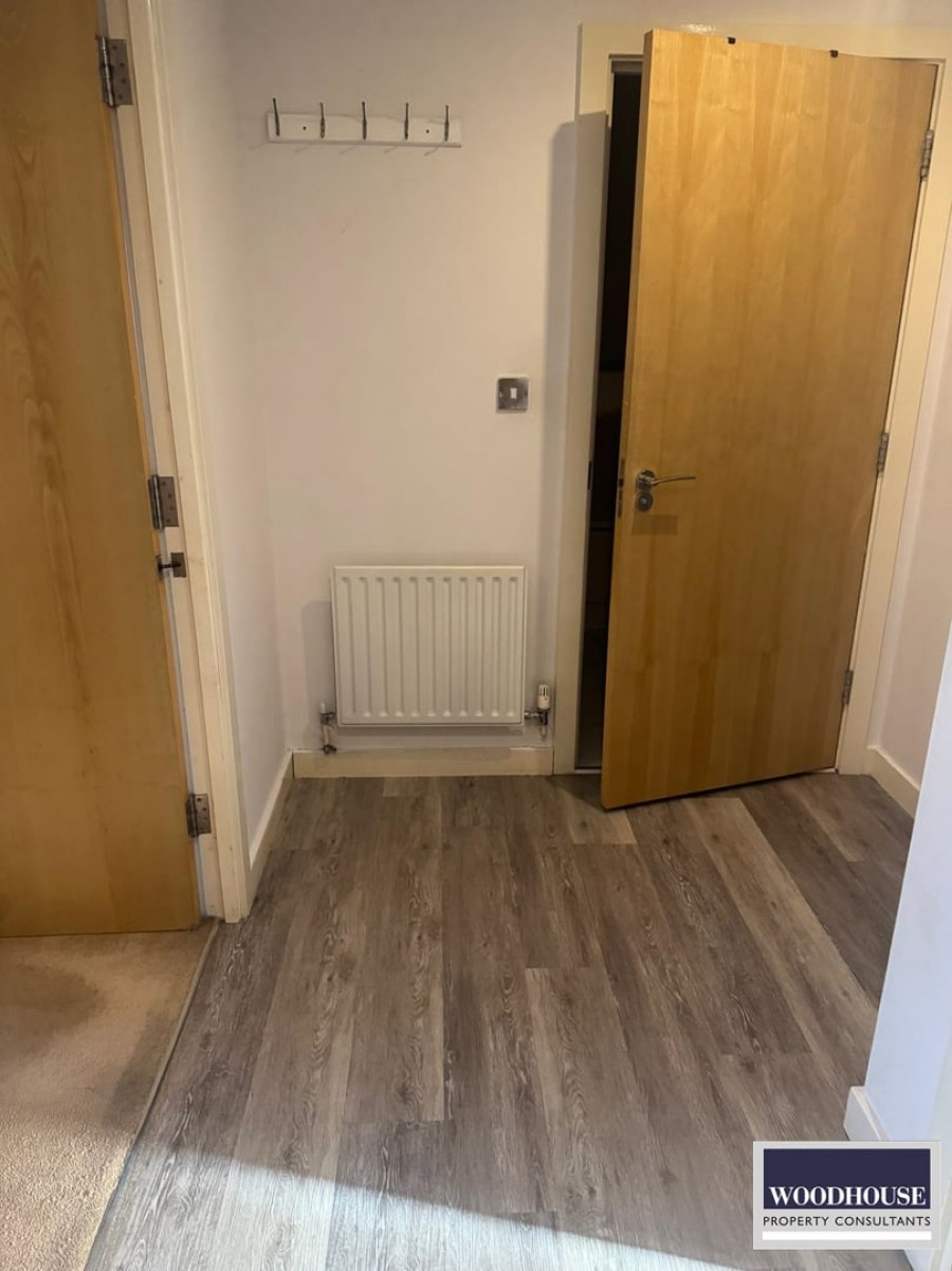 Images for Foundry Gate, Waltham Cross, Hertfordshire EAID:3131305421 BID:11055924