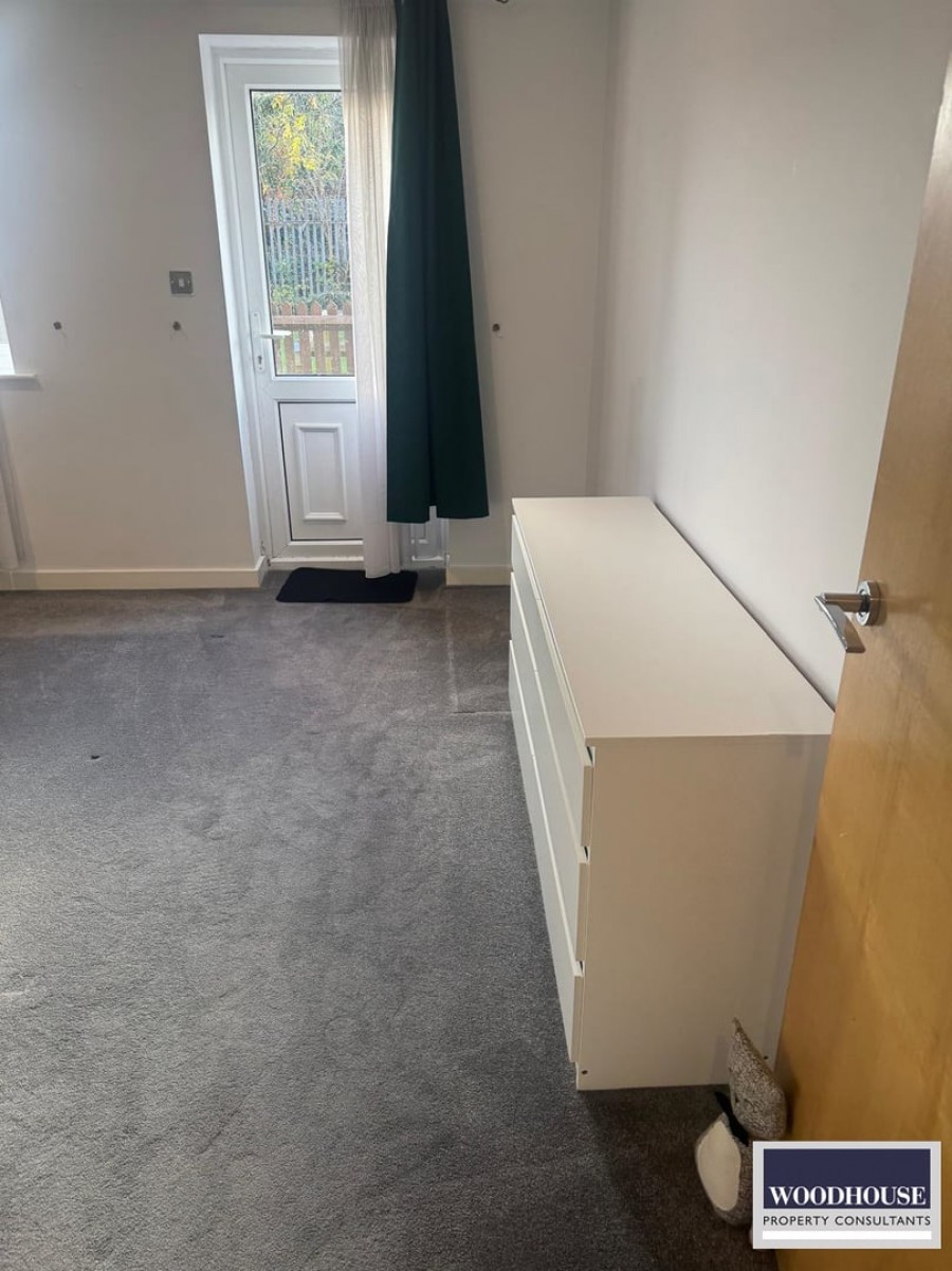 Images for Foundry Gate, Waltham Cross, Hertfordshire EAID:3131305421 BID:11055924
