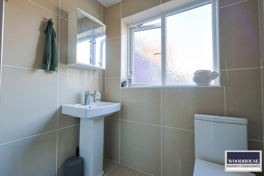 Images for Albury Grove Road, Cheshunt, Hertfordshire EAID:3131305421 BID:11055924