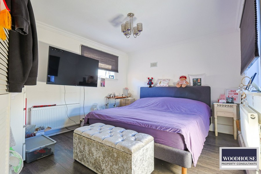 Images for Wheatcroft, Cheshunt, Hertfordshire EAID:3131305421 BID:11055924